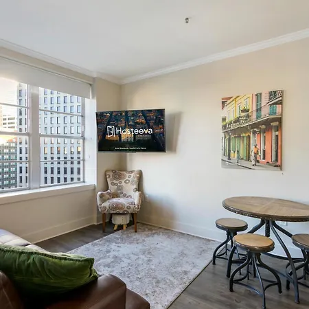 Cozy Studio Near French Quarter, Superdome, Canal And Bourbon Streets!